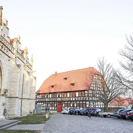 Apartment An Der Bergkirche By Interhome